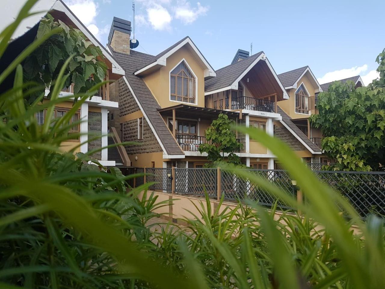 Hotel Asyana Gardens à Ongata Rongai Extérieur photo